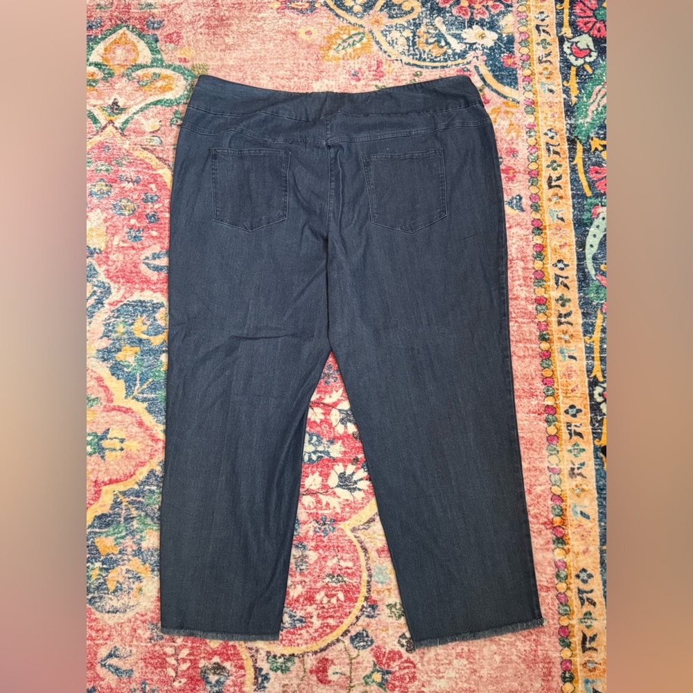 Ruby Rd. Dark Blue Stretch Capri Jeans - Picture 2 of 5